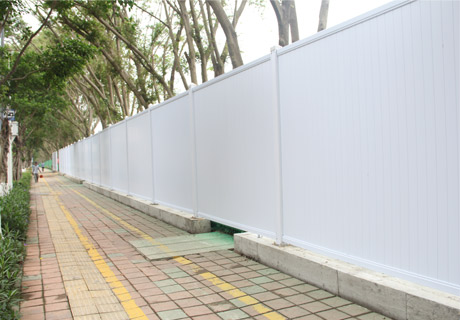 PVC圍擋道路安裝施工效果展示-PVC圍擋-深圳市大通建材有限公司鋼圍擋生產定制廠家